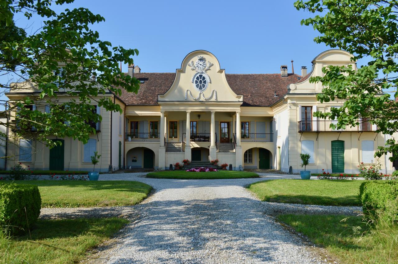 Chateau De Mathod Chambres D'Hotes Exterior photo